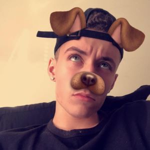 Meet your Posher, Cameron