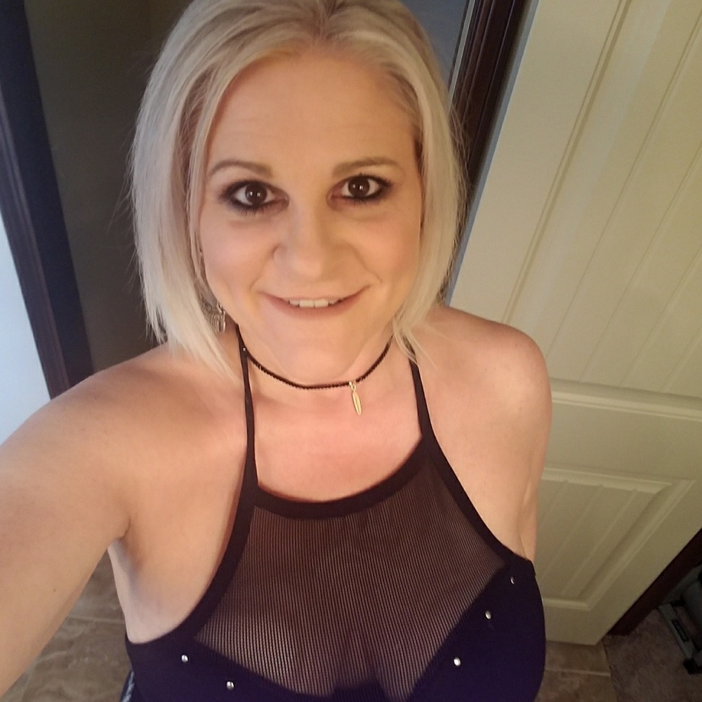 Meet your Posher, Candee