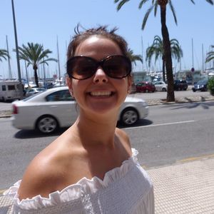 Meet your Posher, Monica