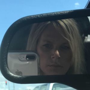 Meet your Posher, Leslie