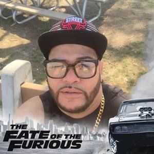 Meet your Posher, Esteban