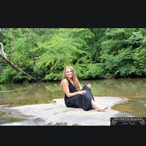 Meet your Posher, Jennifer