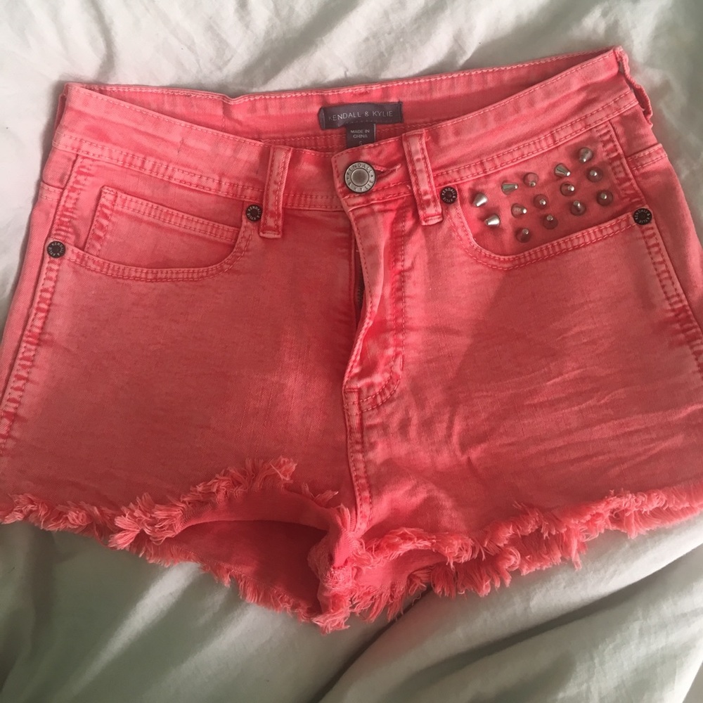 Kendal and Kylie shorts !