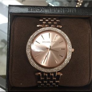 Meet your Posher, Heidi