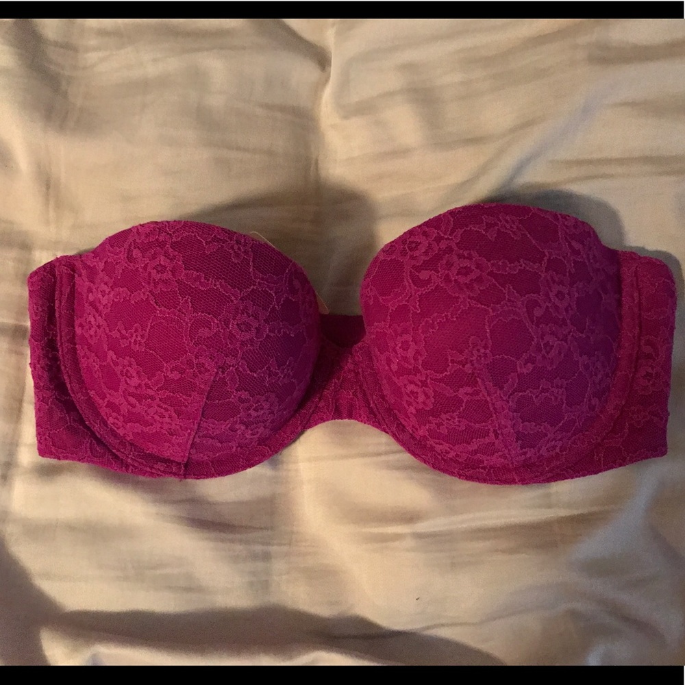 Victoria's Secret Strapless Bra - BRAND NEW