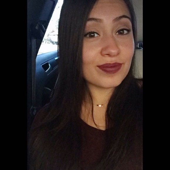 Meet your Posher, Maricela - Picture 2 of 2