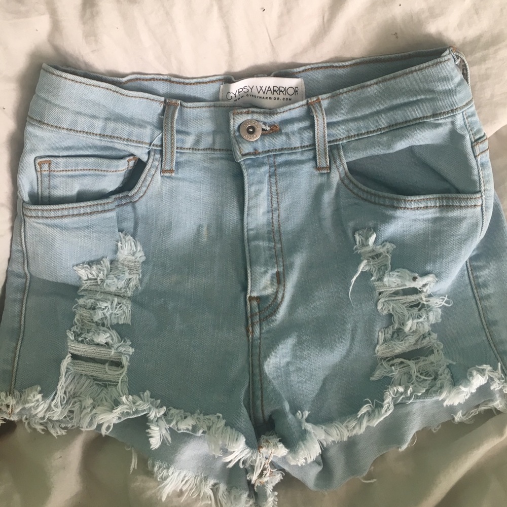 Gypsy warrior destroyed look shorts