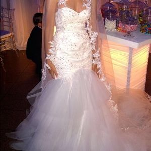 Wedding dress