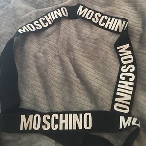 Moschino shoulder harness