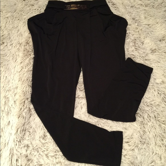 Perfect parachute pants. 😍 - Picture 1 of 2