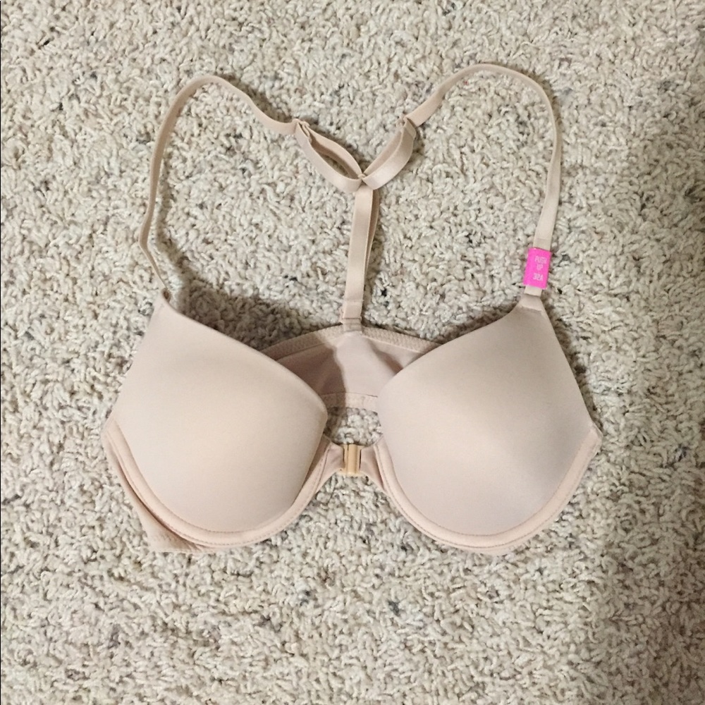 BRAND NEW VICTORIA'S SECRET PUSH-UP BRA