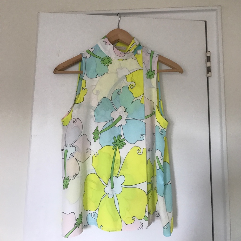 Retro swing top