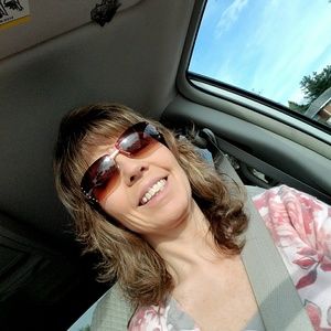 Meet your Posher, Teri