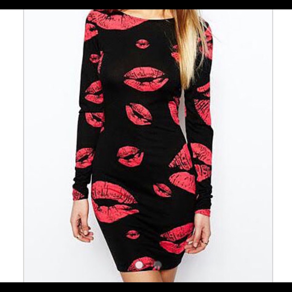 Gimme Kiss Mini Dress