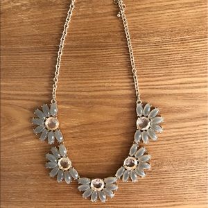 Nude chunky necklace