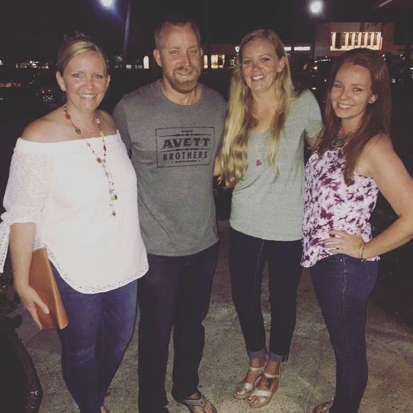 Meet your Posher, Quincy - Picture 1 of 1