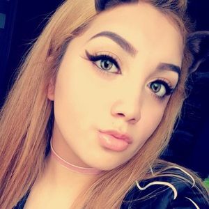 Meet your Posher, Ashly