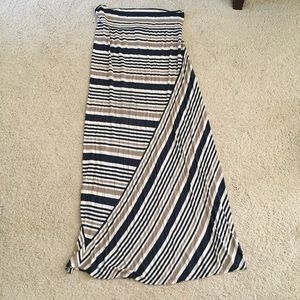 Max Studio // Maxi skirt