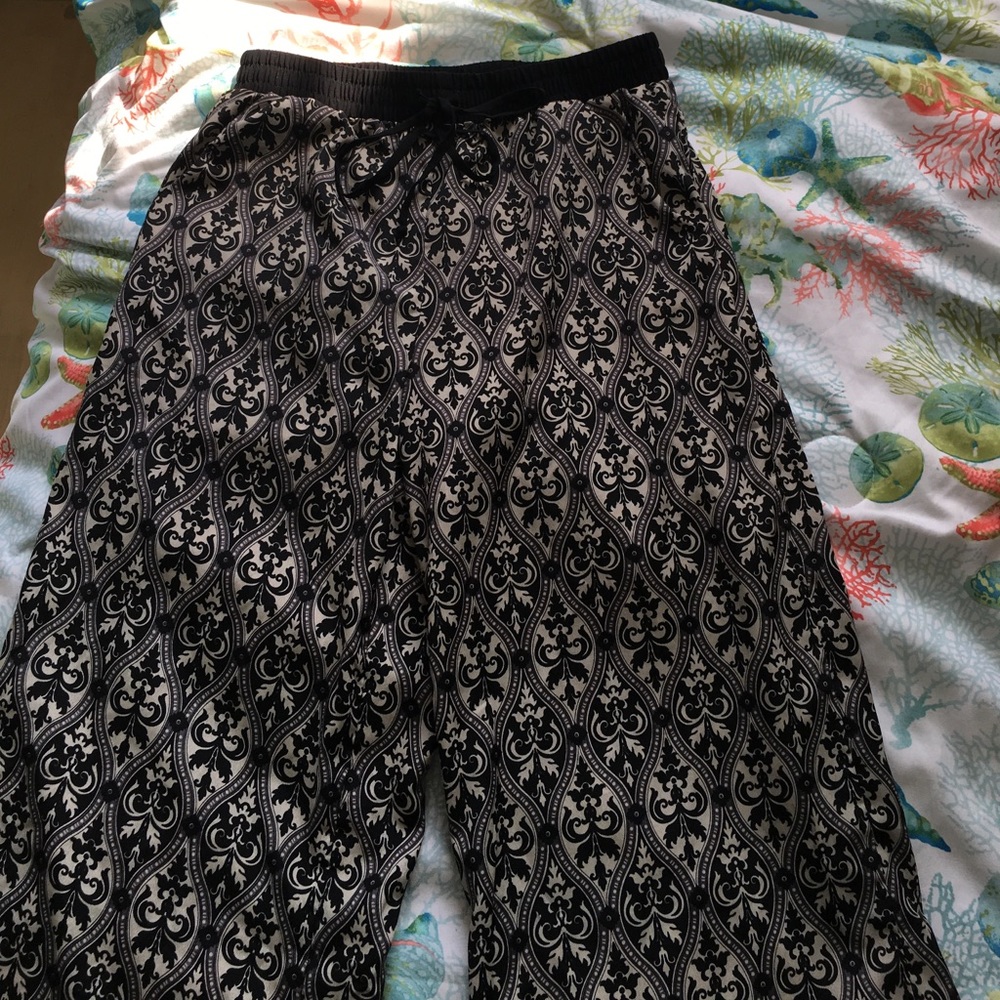 FOREVER 21 SHEER PANTS... SUPER CUTE!!!!