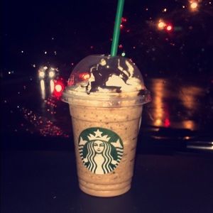 Meet your Posher, Makayla