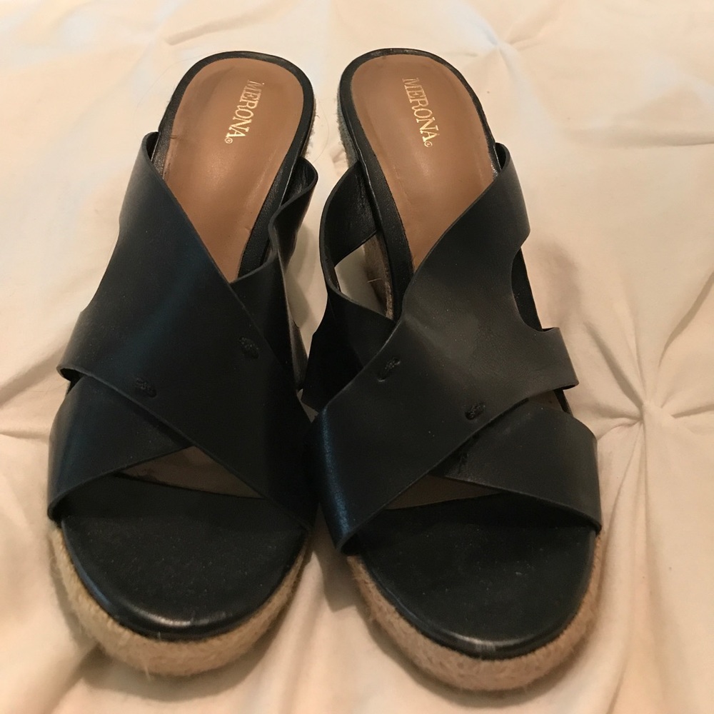 ⬇️⬇️⬇️ Wedge Sandals Size 7, Gently Worn 4" Heel