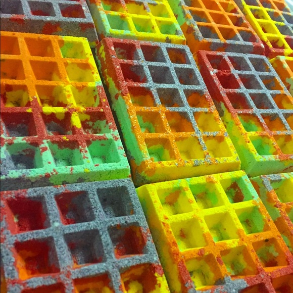 Fruity pebbles waffle bath bomb - Picture 5 of 7