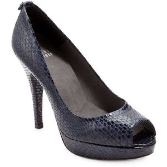 Stuart weitzman heels - Picture 1 of 6