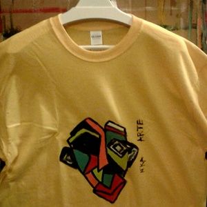 Hand painted T-shirt by N'ka Arte