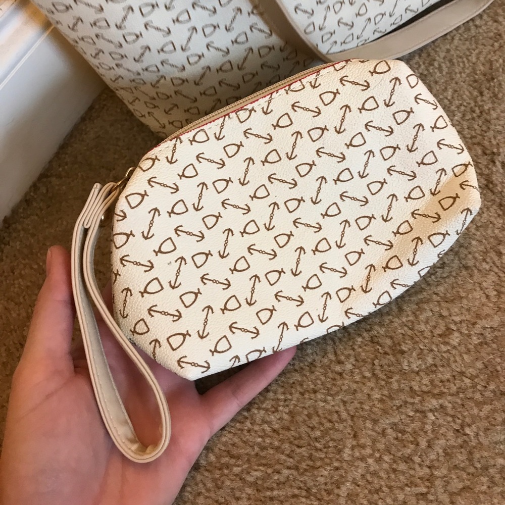 Purse & Makeup bag set 👛 💄 - Picture 3 of 4