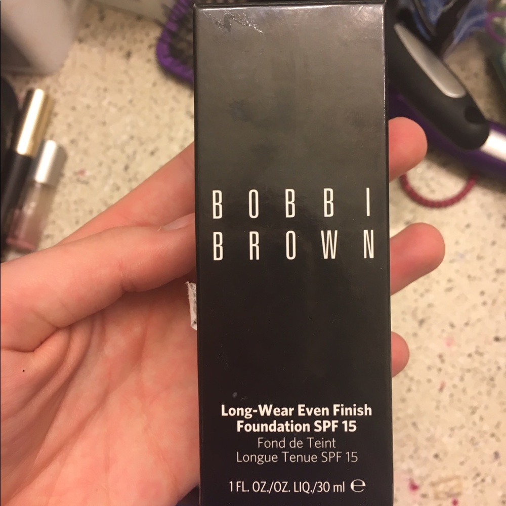 Bobbi Brown Long Wear Even Finish Foundation