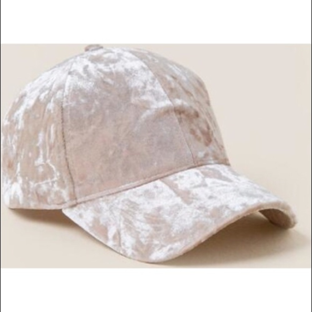 Crushed Velvet Baseball Cap Light Beige