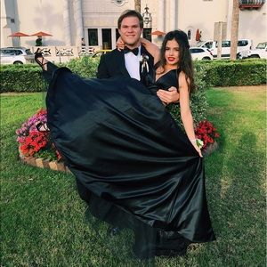 BLACK PROM DRESS