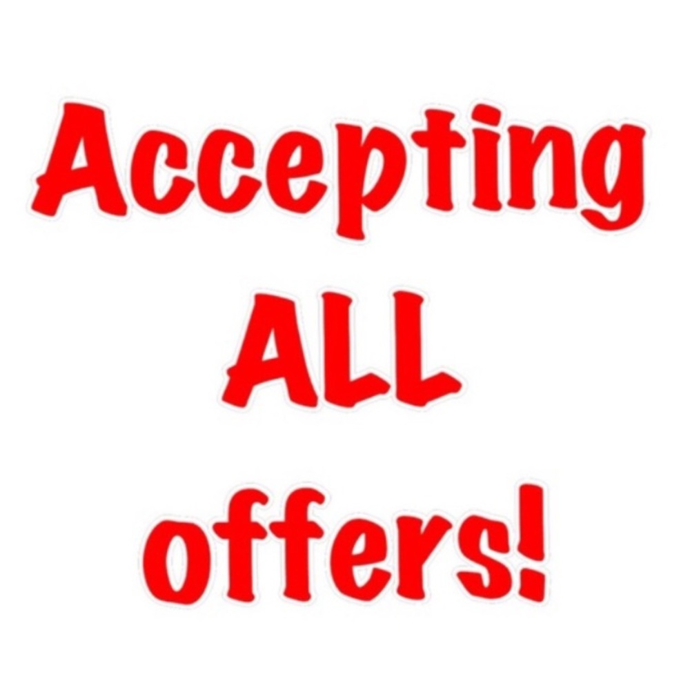 *CLOSET CLEAROUT* Everything needs to go!!
