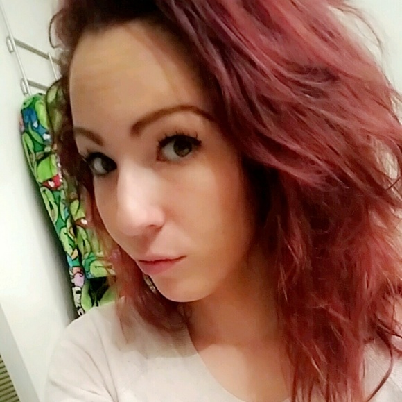 Meet your Posher, Jeli - Picture 4 of 4