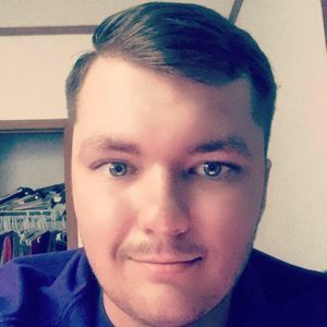 Meet your Posher, Derrick