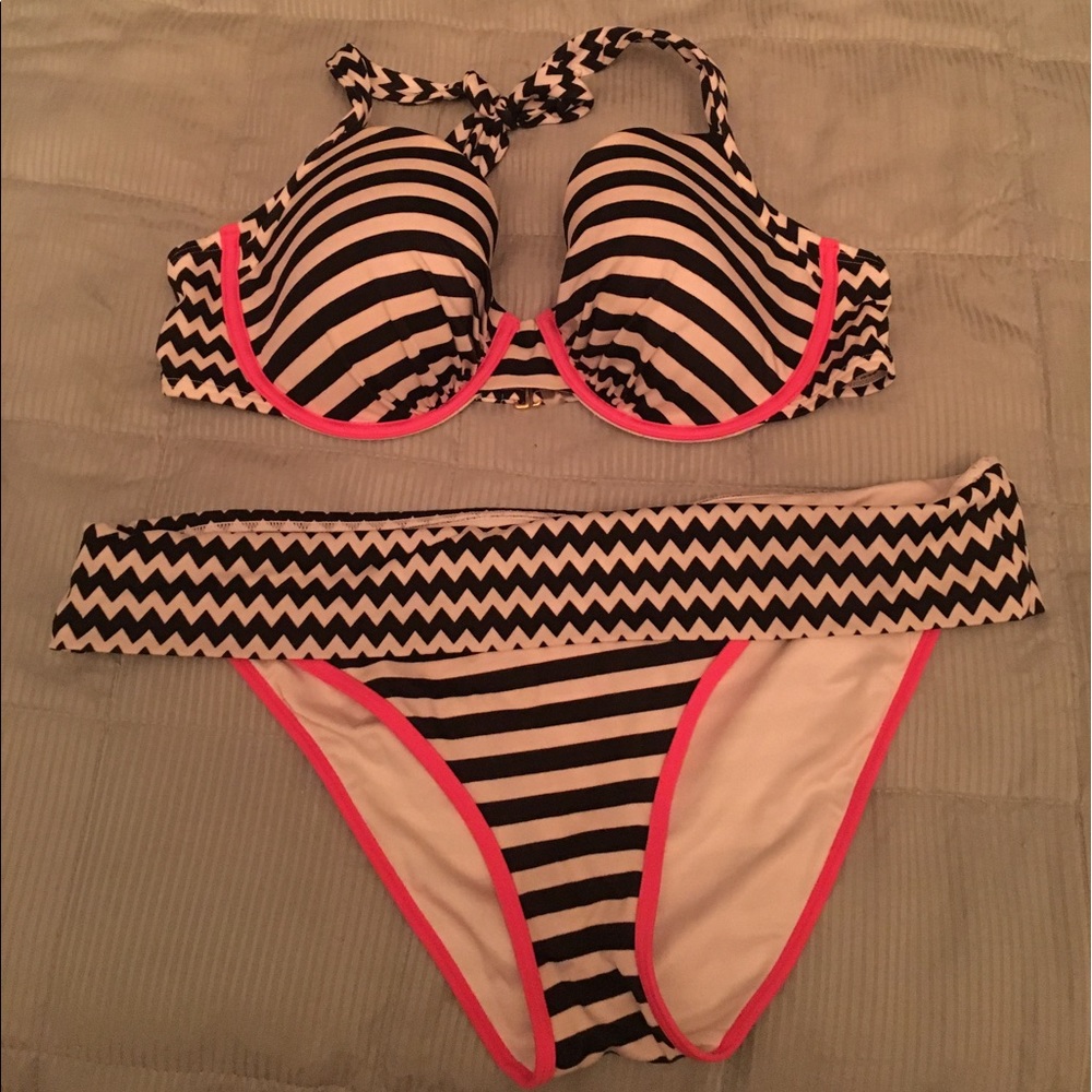 Victoria's Secret bikini