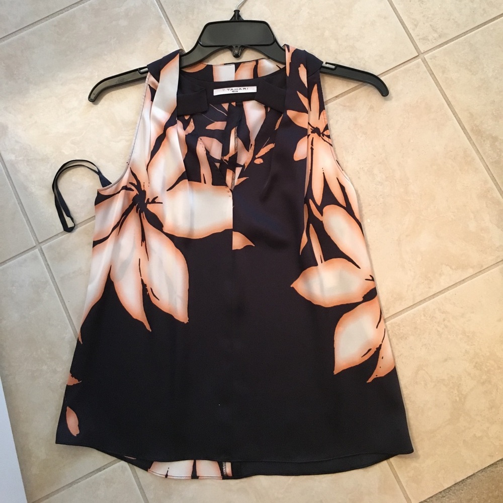 Elie Tahari XS tank nwot
