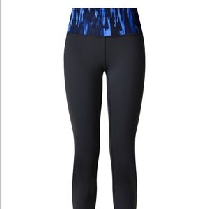 Wunder Under Crop III Reversible Leggings