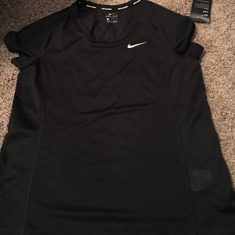 ‼️SOLD‼️ woman Nike Dri-fit shirts