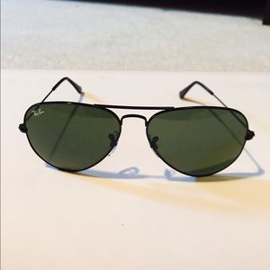 Ray-Ban Original Aviator Black Sunglasses