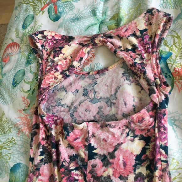 FOREVER 21 FLORAL BODY CON DRESS - Picture 3 of 4