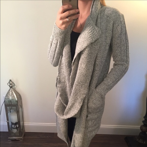 Cardigan - Picture 2 of 3