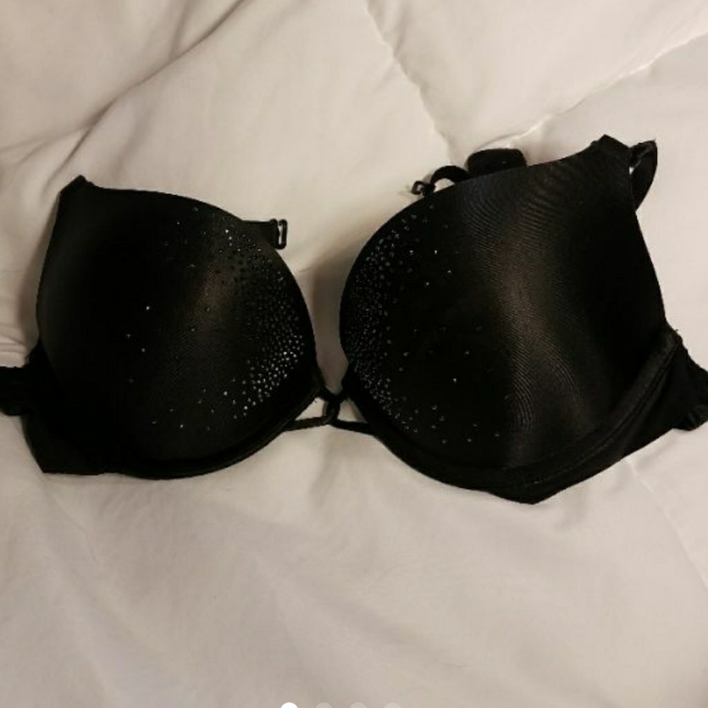 Victoria secret bombshell pushup