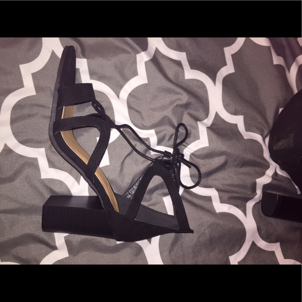 Black heels/ sandal