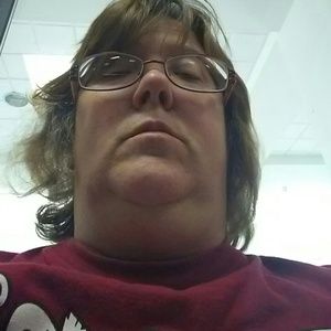 Meet your Posher, Ellen