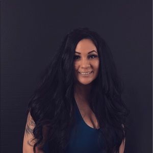 Meet your Posher, Denise
