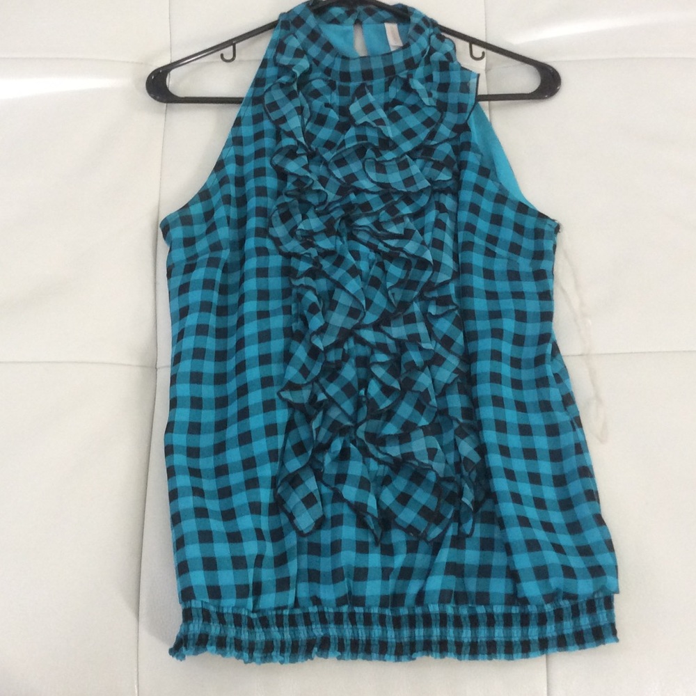 Large xhilaration top