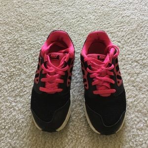 Girls Nike shoes size 12
