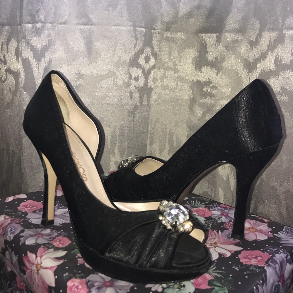 Caparos heels