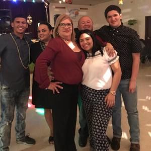 Meet your Posher, Aracelis